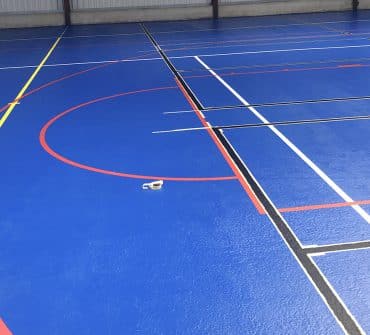 Rénovation du sol du gymnase du lycée Kerbernes à Plomelin